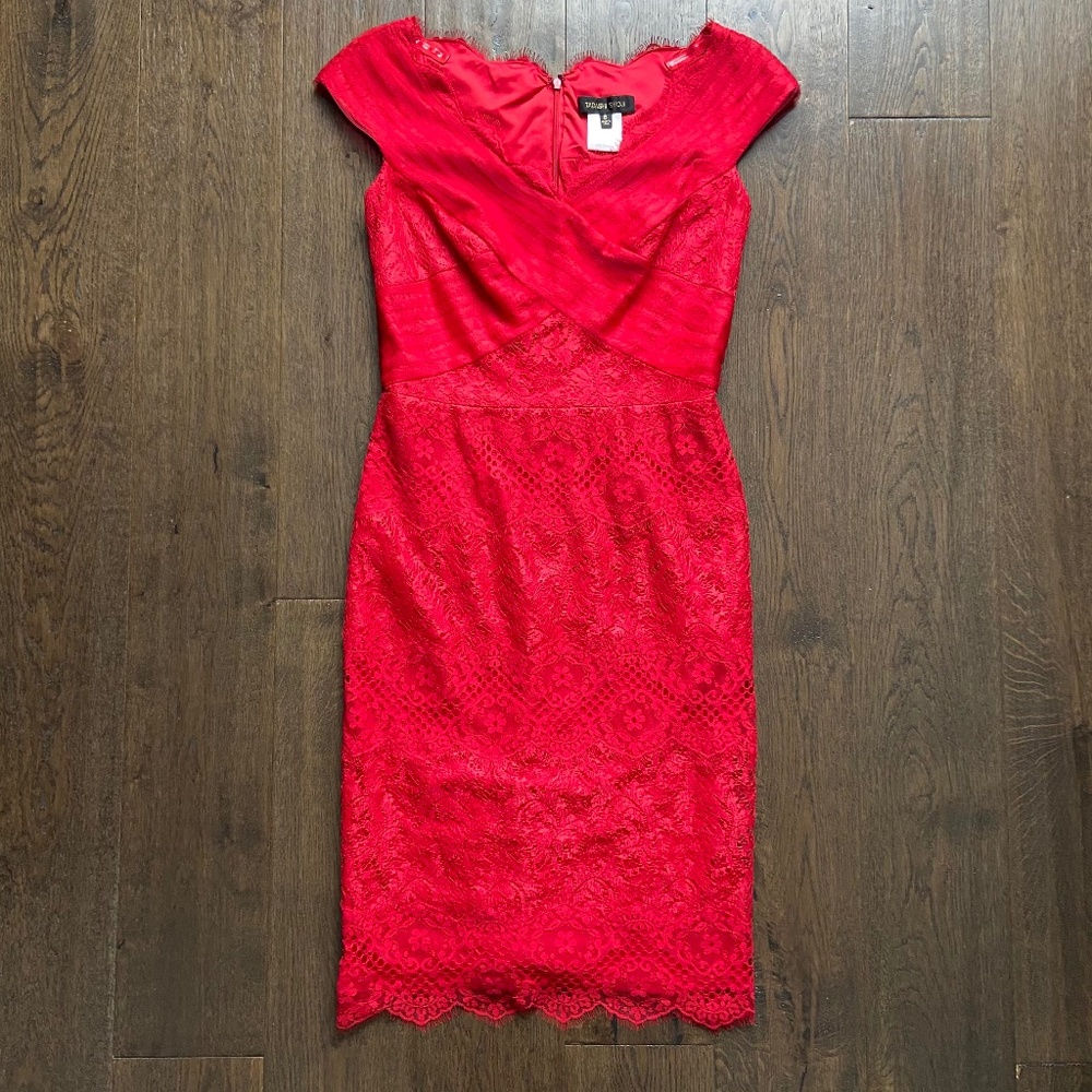 HOLIDAY PARTY TADASHI SHOJI RED LACE DRESS CROCHET V-NECK COQUETTE WEDDING